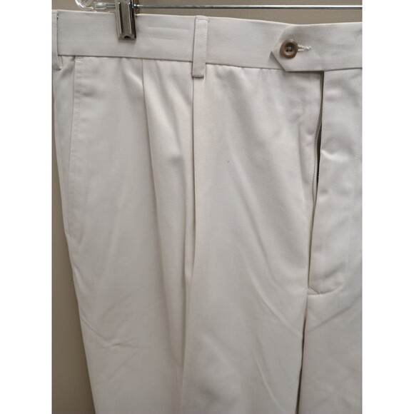 RGM Light Khaki Casual Pants Mens 40x32 Pleatetd Front Cuffed Hem NWT - Picture 3 of 12